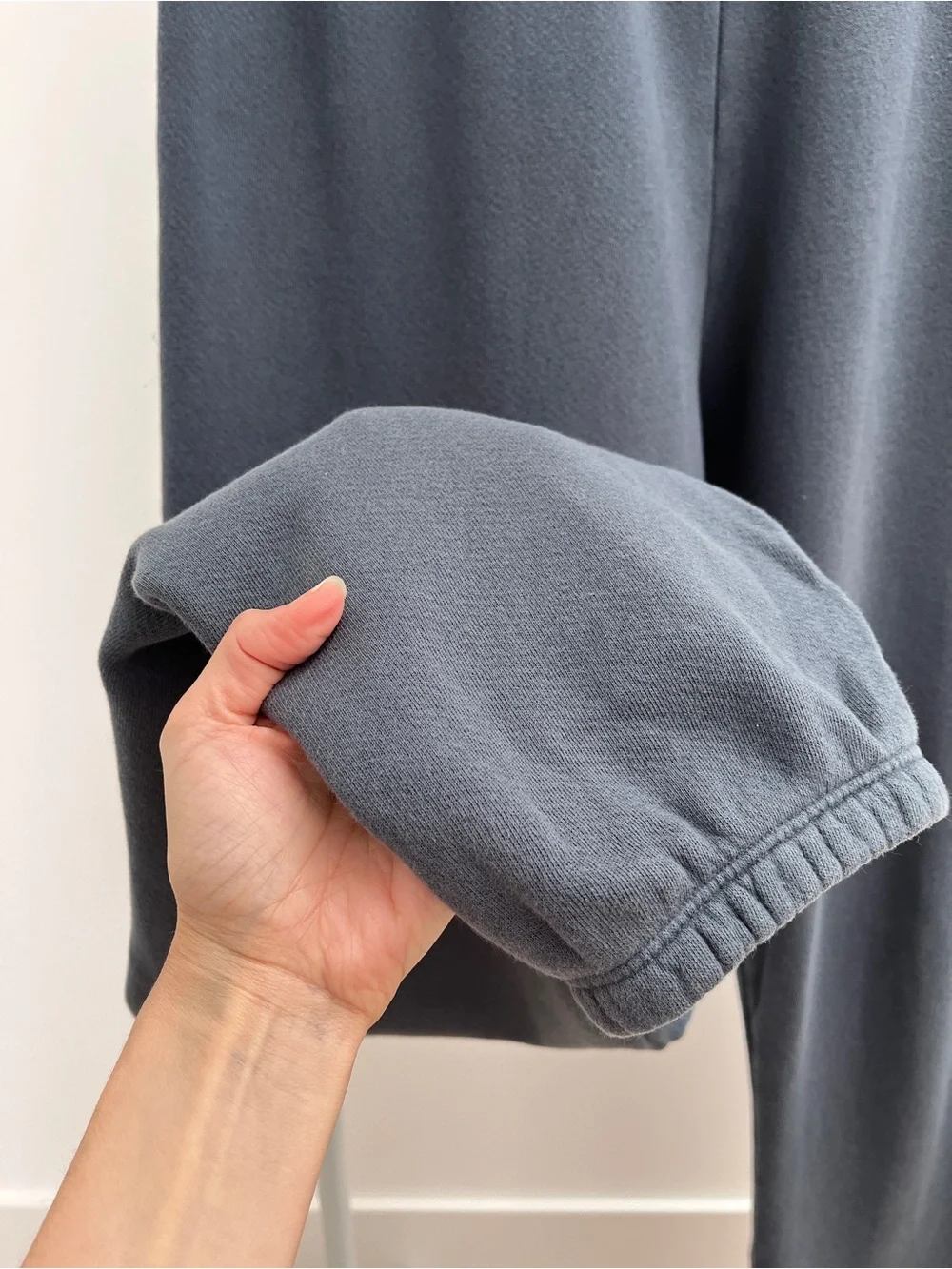 Perfectwhitetee Johnny sweatpant M cotton french terry elevated basic timeless - Picture 4 of 10